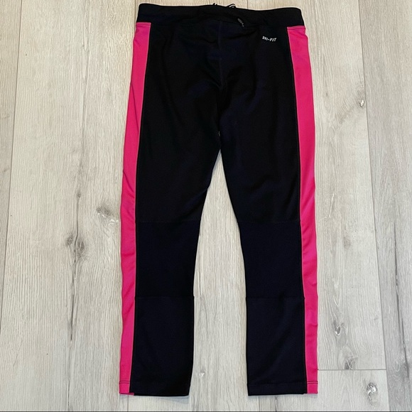 Nike Dri-Fit Running Black and Pink Capri Leggings Size Small - Picture 8 of 10